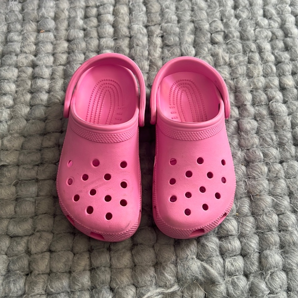 Pink kids crocs